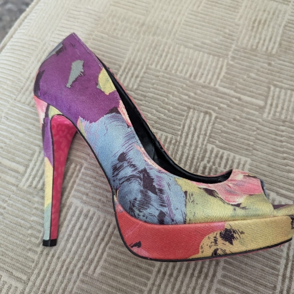 Betsey Johnson floral platform Heal Size 7M Women's - Picture 7 of 10